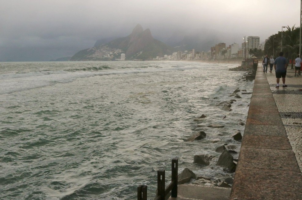 Neurje, ki je prizadelo Rio de Janeiro, terjalo najmanj 10 žrtev (foto: Profimedia)