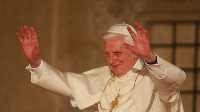 Nekdanji papež krivdo za pedofilske škandale zvrača na seksualno revolucijo (foto: Profimedia)