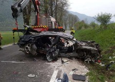 Huda nesreča pri Kobaridu terjala tri življenja, voznik težko poškodovan