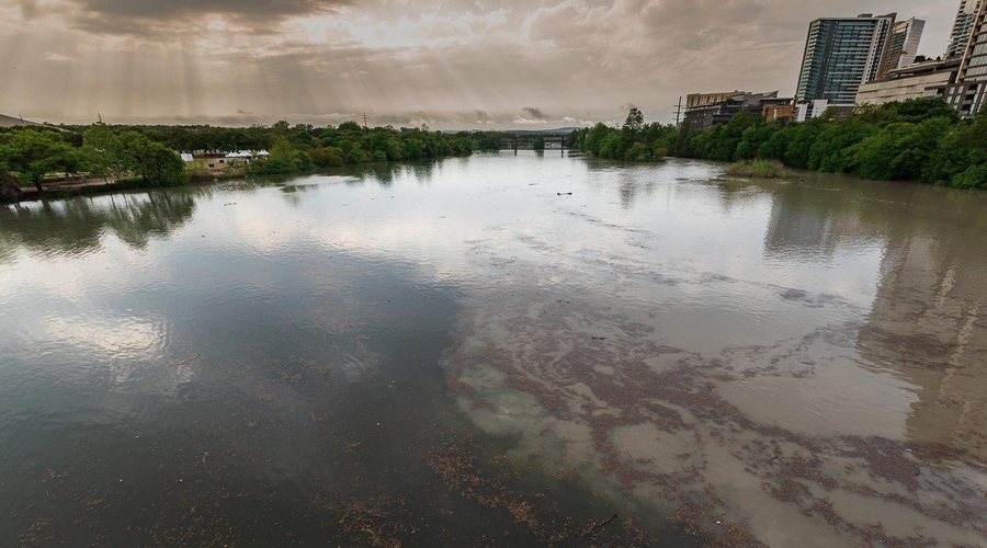 V neurjih na jugu ZDA umrlo osem ljudi, med njimi trije otroci (foto: Profimedia)