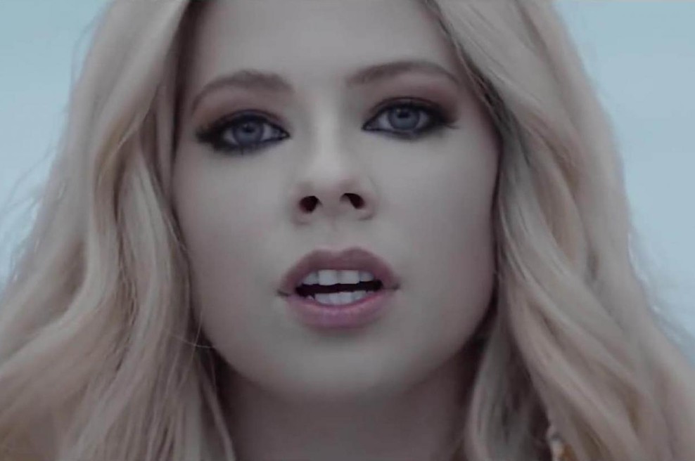 28-9-2018 Avril Lavigne new music video &quot;Head Above Water&quot; Pictured: Avril Lavigne, Image: 388869975, License: Rights-managed, Restrictions:, Model Release: no, Credit line: Profimedia, Planet (foto: Profimedia)