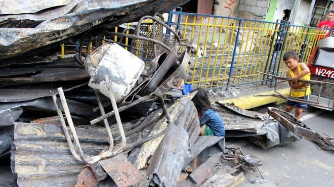 Osrednji del Filipinov stresel močan potres, poročajo o žrtvah (foto: Profimedia)