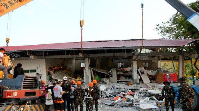 Močnejši potres stresel Filipine, o žrtvah ne poročajo (foto: STA/Xinhua)