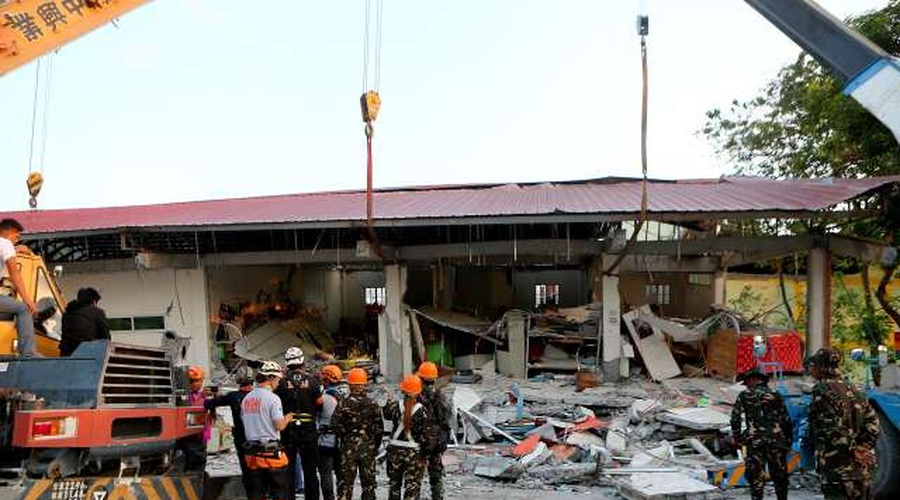 Močnejši potres stresel Filipine, o žrtvah ne poročajo (foto: STA/Xinhua)