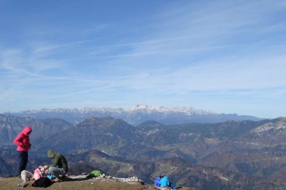 Na planini Prevala nad Podljubeljem našli mrtvega planinca (foto: STA)