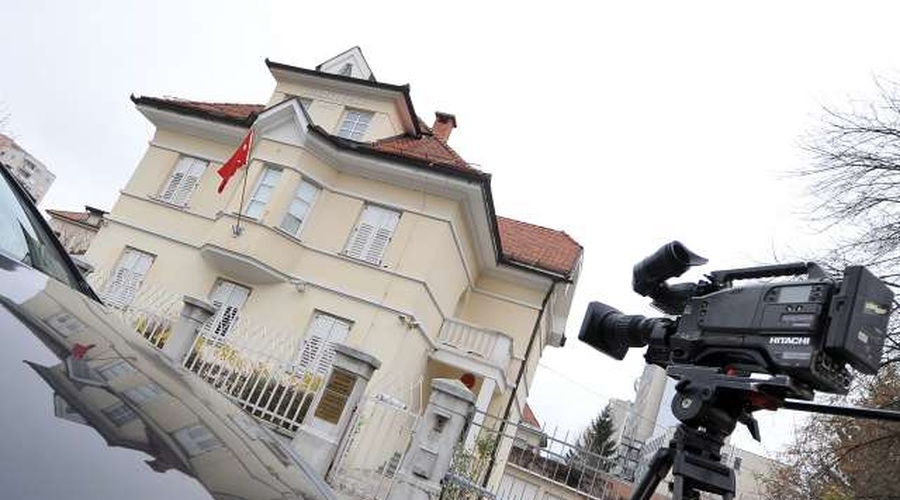 Turški diplomati naj bi vohunili za Erdoganovimi kritiki v Sloveniji (foto: STA/Tamino Petelinšek)