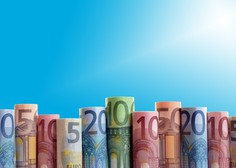 Slovenija: Razbremenjen regres se bo poznal v denarnicah
