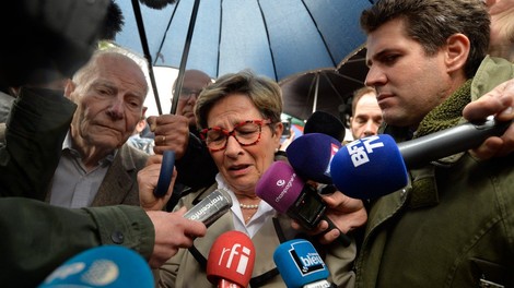 Francoz v vegetativnem stanju znova priključen na aparate