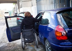 Neupravičenih parkiranj na mestih za invalide 58 odstotkov manj kot leta 2015