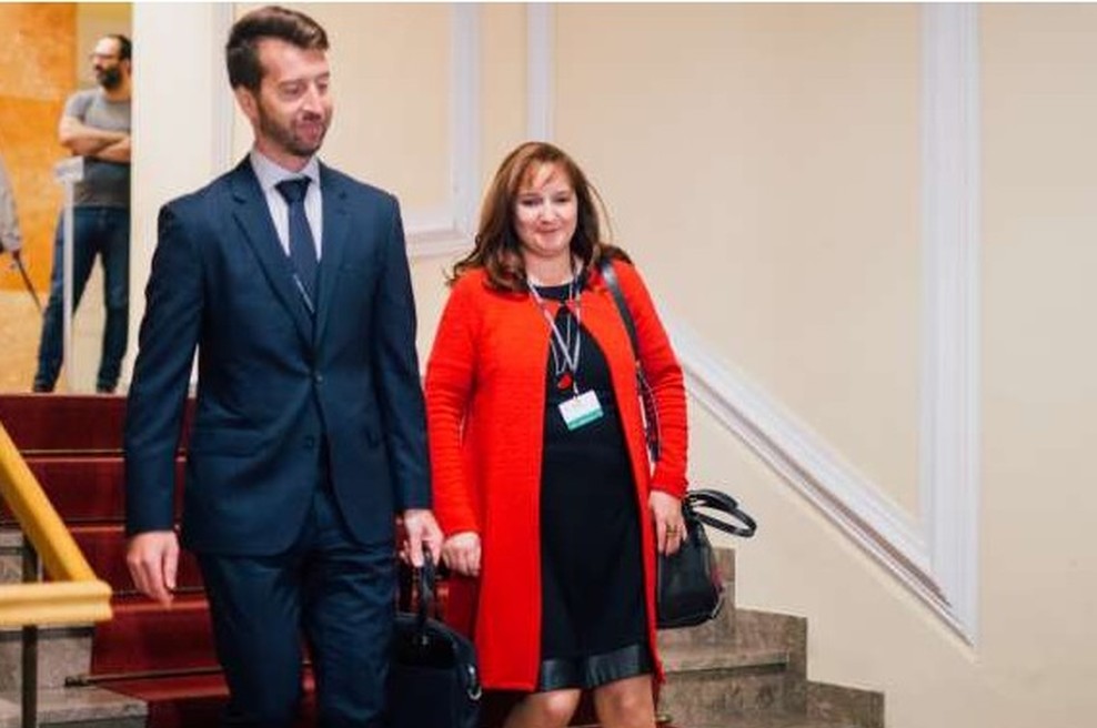 Knovs ugotavlja, da se pričanja bivših direktorjev Sove in Drenikove ne ujemajo (foto: STA)