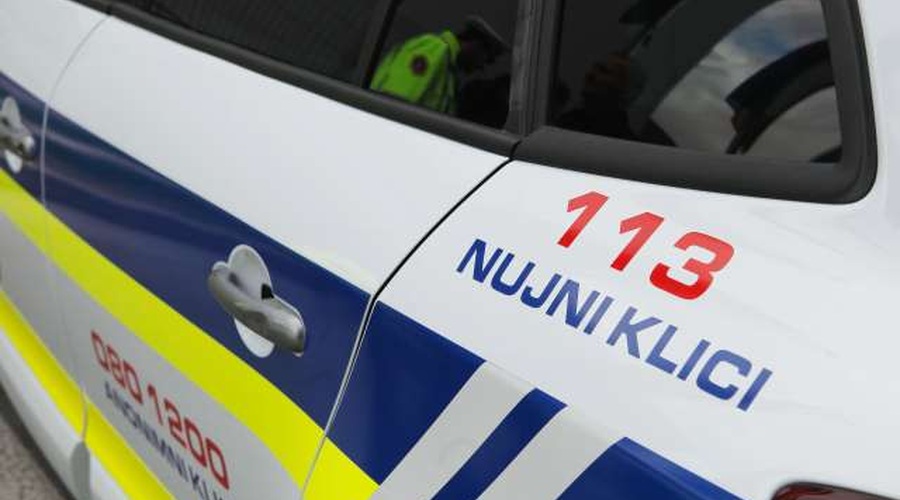 Obračun šolark: več mladoletnih osumljencev, policijo kontaktirala mama žrtve (foto: STA)