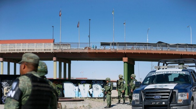 Mehika na mejo z ZDA poslala 15.000 vojakov za upravljanje migracij (foto: Profimedia)