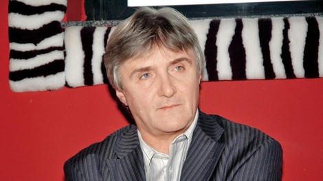 V 66. letu je za posledicami prometne nesreče umrl Rajko Dujmić, skladatelj in član Novih fosilov