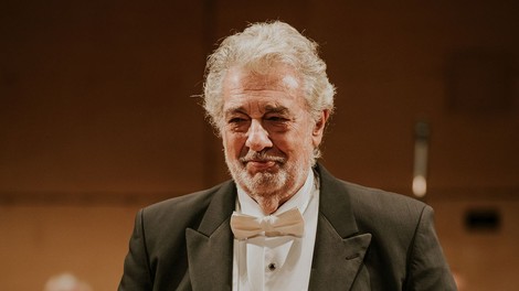 Placido Domingo zaradi okužbe s koronavirusom v bolnišnici