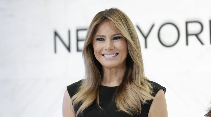 Melania Trump je nosila popolno srajčno obleko (+ dostopna različica) (foto: Profimedia)