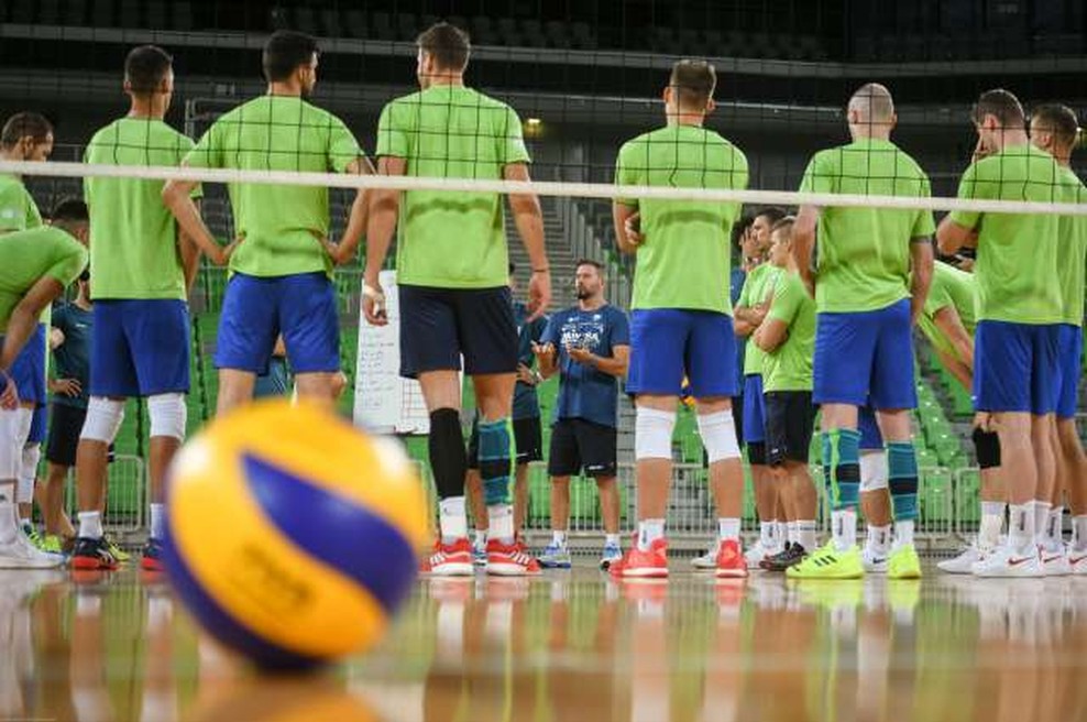 Odbojkarji z novo medaljo v zgodovino nadpovprečno uspešnega slovenskega športa! (foto: Nebojša Tejić/STA)