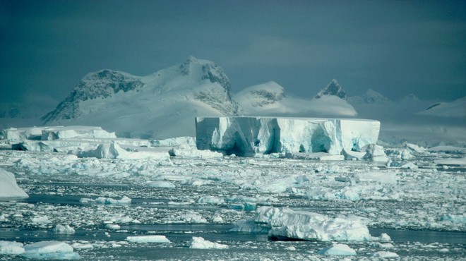 315 milijard ton težka ledena gora se je odcepila od Antarktike (foto: profimedia)