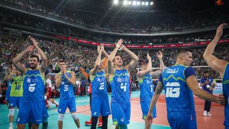 50.000 evrov nagrade za srebrne odbojkarje