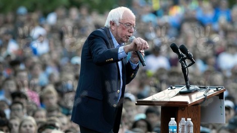 Bernie Sanders je zaradi srčnega infarkta začasno prekinil kampanjo za predsednika ZDA