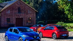 Primerjamo dva med Slovenci izjemno priljubljena: Renault Clio in Peugeot 208