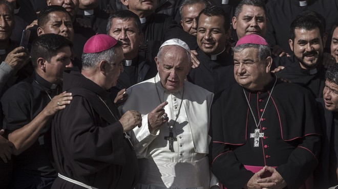 "Vatikan je blizu bankrota," trdi preiskovalni novinar Gianluigi Nuzzi! (foto: profimedia)