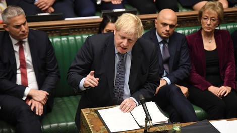 Po Johnsonovem porazu preložitev brexita vse bolj verjetna
