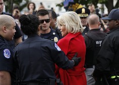Jane Fonda že tretjič v treh tednih aretirana zaradi podnebnega protesta