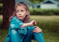 Žalujoči otroci: iskreno spregovorite o lastni bolečini