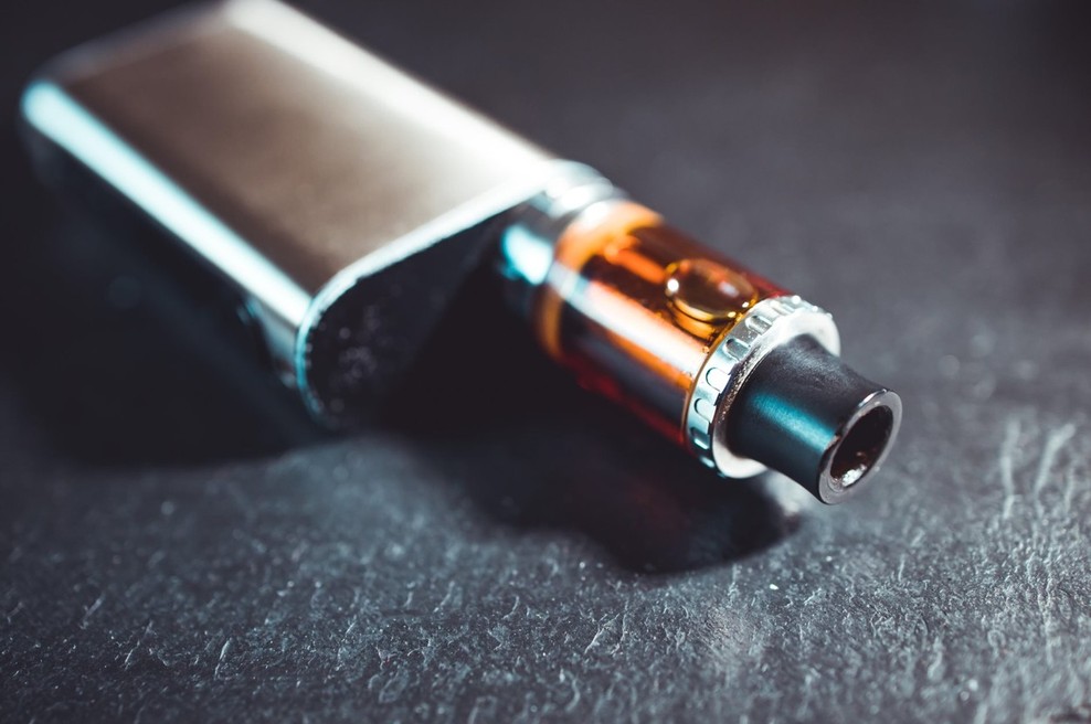 Po napovedih omejitve elektronskih cigaret v ZDA pri Juul Labs napovedali odpuščanja (foto: profimedia)