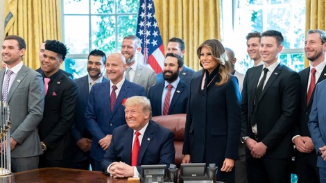 Trump finančno ogloben zaradi zlorabe sredstev svoje dobrodelne organizacije