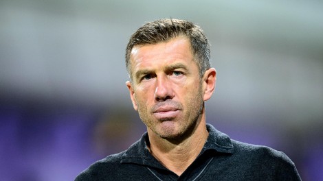 Slovenski selektor Srečko Katanec na kvalifikacijski za Euro 2016 med Slovenijo in Švico v Mariboru 9. oktobra 2014