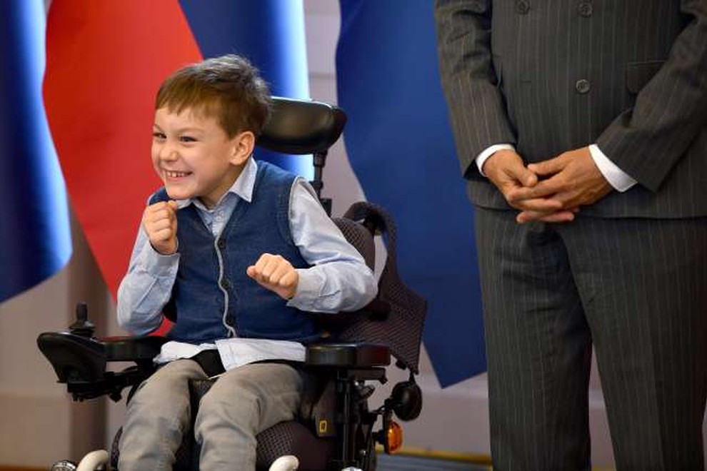 Jabolka navdiha za Palčico Pomagalčico, Jako, Miha in Rdeče noske