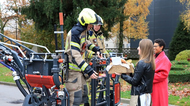Z zajtrkom prvi postregli reševalnim ekipam, gasilcem in porodnišnicam po Sloveniji (foto: Žito Press)