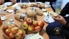 Z zajtrkom prvi postregli reševalnim ekipam, gasilcem in porodnišnicam po Sloveniji