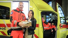 Z zajtrkom prvi postregli reševalnim ekipam, gasilcem in porodnišnicam po Sloveniji