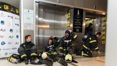6. Alive Step Up: Preko 700 junakov teklo na vrh Kristalne palače