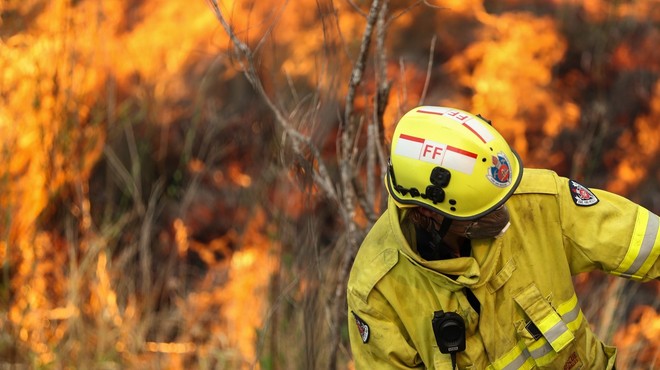Avstralija v dimu in ognju, premier zanika povezavo s podnebnimi spremembami (foto: profimedia)