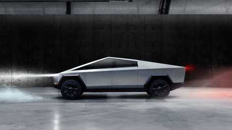 Tesla predstavil težko pričakovani cybertruck