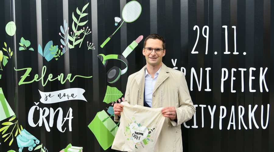V Cityparku so sloviti črni petek, ki prihaja, obarvali v zeleno (foto: promocijski material)