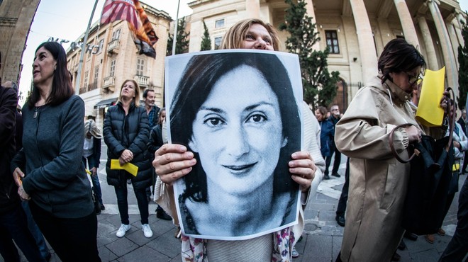 Preiskava umora malteške novinarke Daphne Caruane Galizie se resno zapleta (foto: profimedia)