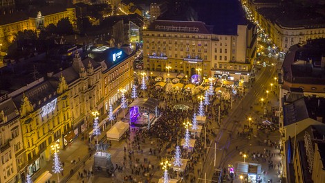 Zagrebški advent letos z več kot sto koncerti, za novo leto zelo znana glasbena skupina