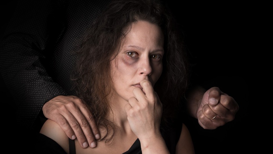 
                            Na Hrvaškem odslej bolj ostre kazni za nasilje v družini in spolno nasilje (foto: profimedia)