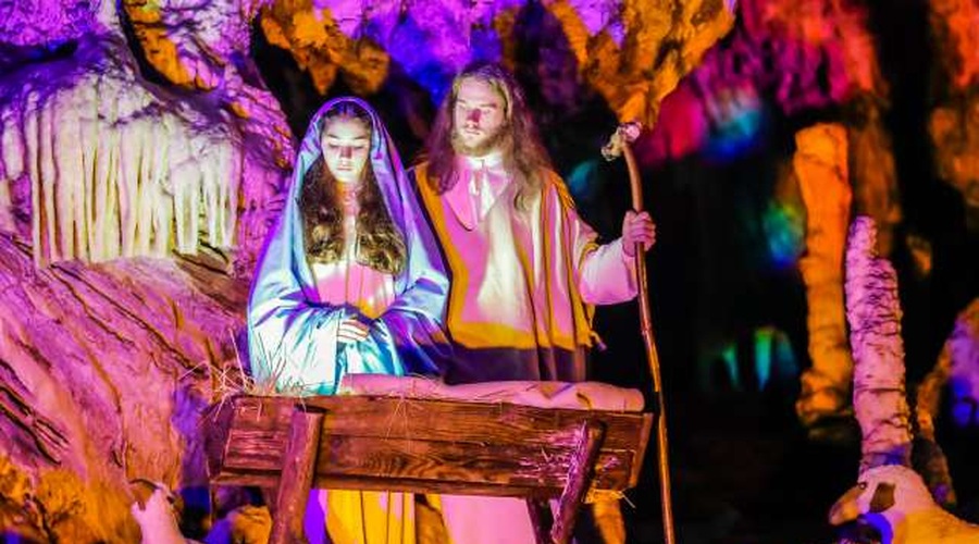 V Postojnski jami na ogled že 30. žive jaslice (foto: Stanko Gruden/STA)