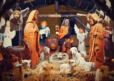 Božič v Sloveniji: v torek polnočnice, v sredo dopoldan božične maše