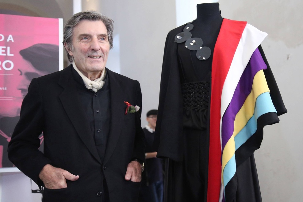 Poslovil se je modni oblikovalec Emanuel Ungaro (foto: profimedia)