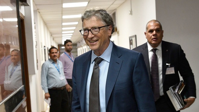 Bill Gates v svojem blogu poziva k višji obdavčitvi bogatih (foto: profimedia)