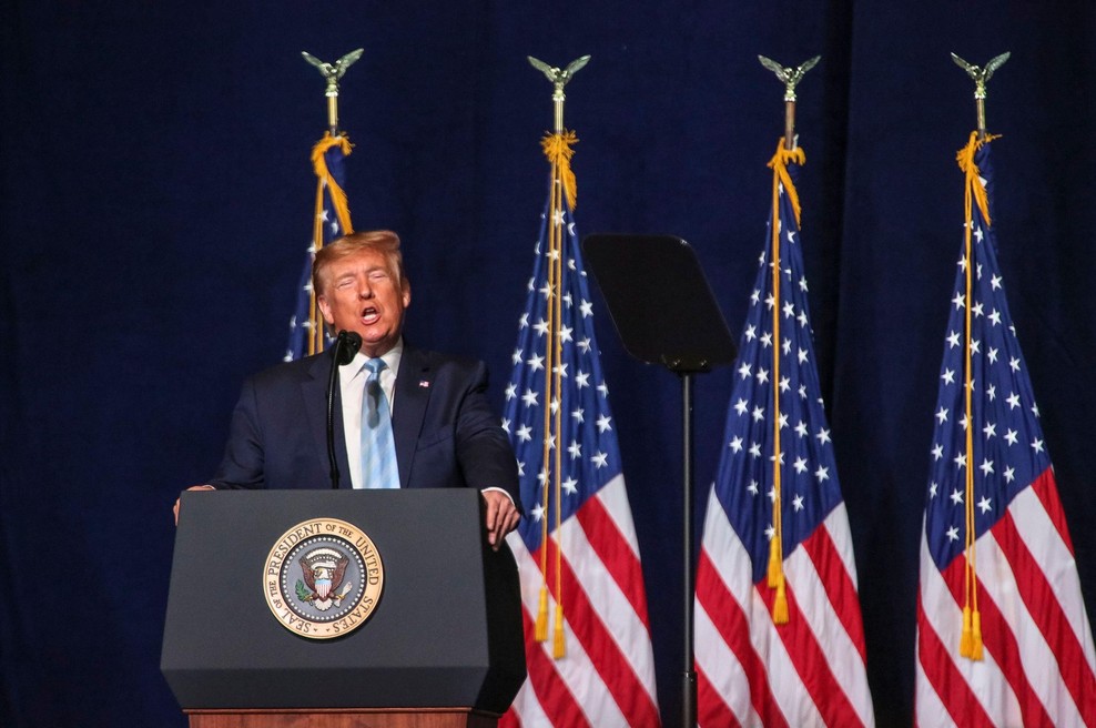Donald Trump grozi, da so ZDA pripravljene napasti 52 ciljev v Iranu (foto: profimedia)