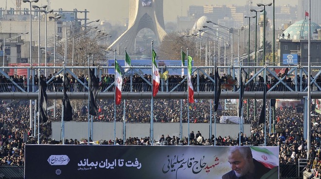 V Teheranu množično slovo od iranskega generala, po svetu zaskrbljeni (foto: profimedia)