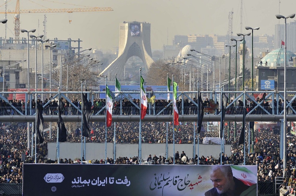 V Teheranu množično slovo od iranskega generala, po svetu zaskrbljeni (foto: profimedia)