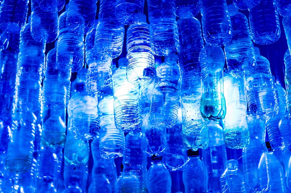 Znanstveniki s pomočjo sončne svetlobe razgradili plastiko (foto: profimedia)